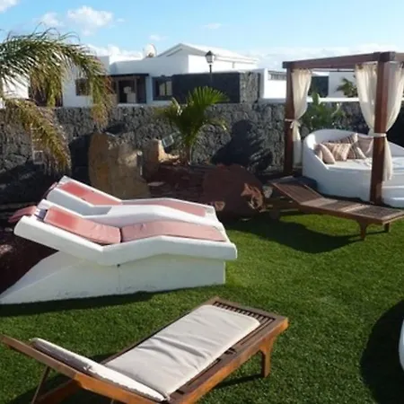 Villa Victoria Playa Blanca *