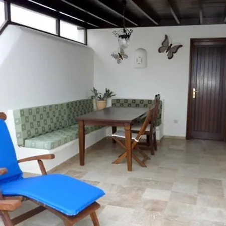 Villa Victoria Playa Blanca *