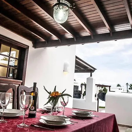 Villa Victoria Playa Blanca