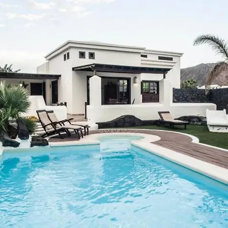 Villa Victoria Playa Blanca Villa *
